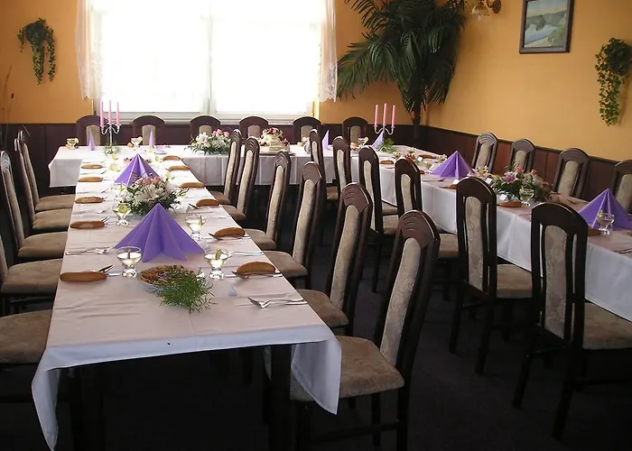 Hotel V Pivovare 3*